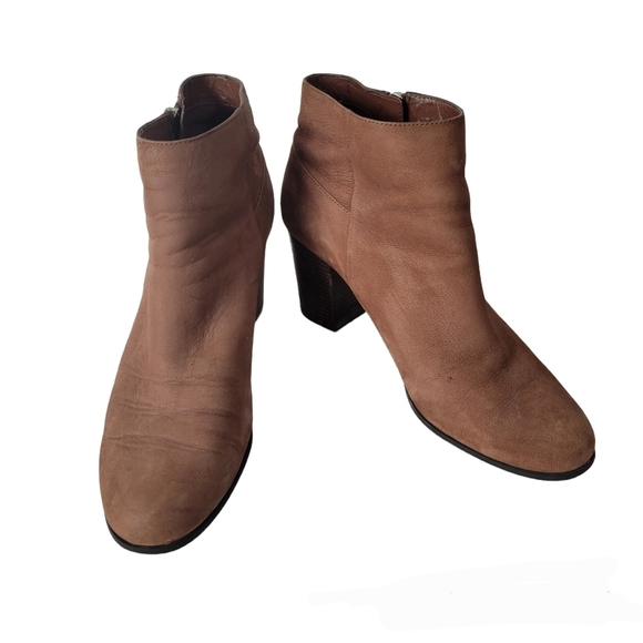 Cole Haan Women's Booties Size 10 B brown - Picture 1 of 12
